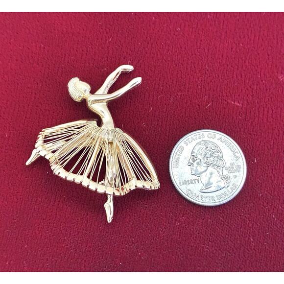 VTG Natacha Brooks Brooch Ballerina Gold Tone 1950s Pin - Picture 4 of 5